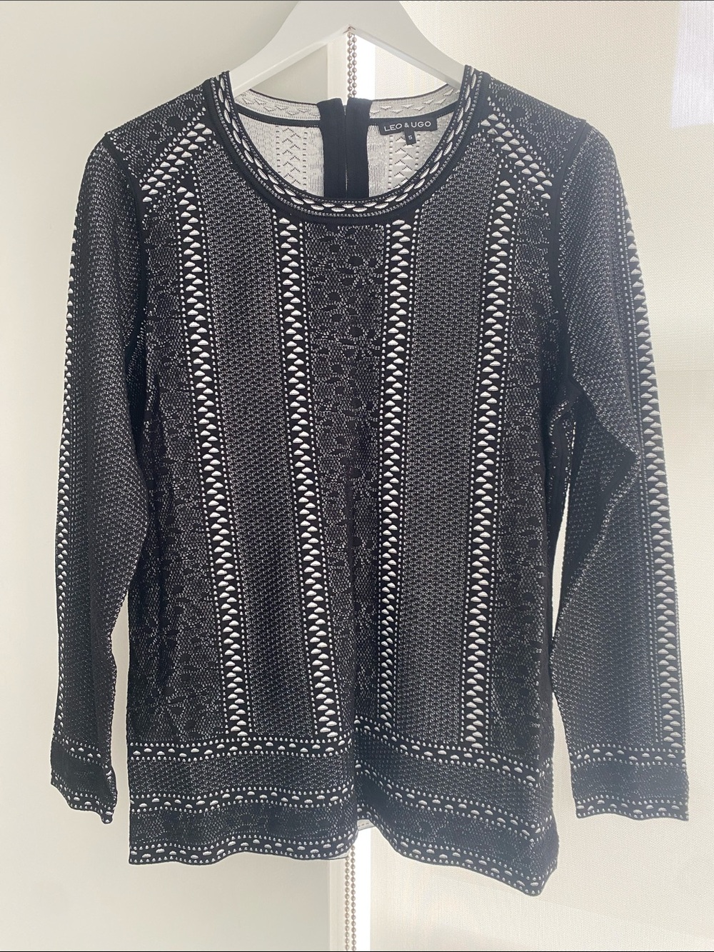 NWOT Leo & Ugo Paris Black & White Openwork Lace Knit Top Size 5 / L/XL / FR 46